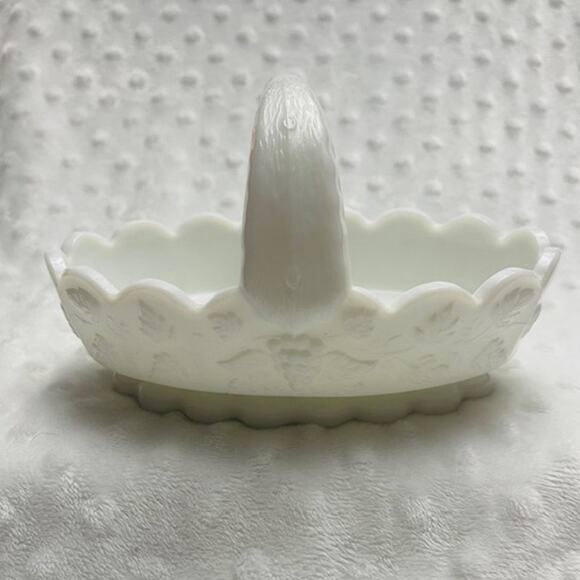 Vintage Westmoreland Milk Glass Split Handle Basket, Grapes & Vine Pattern 1960s - Picture 1 of 8